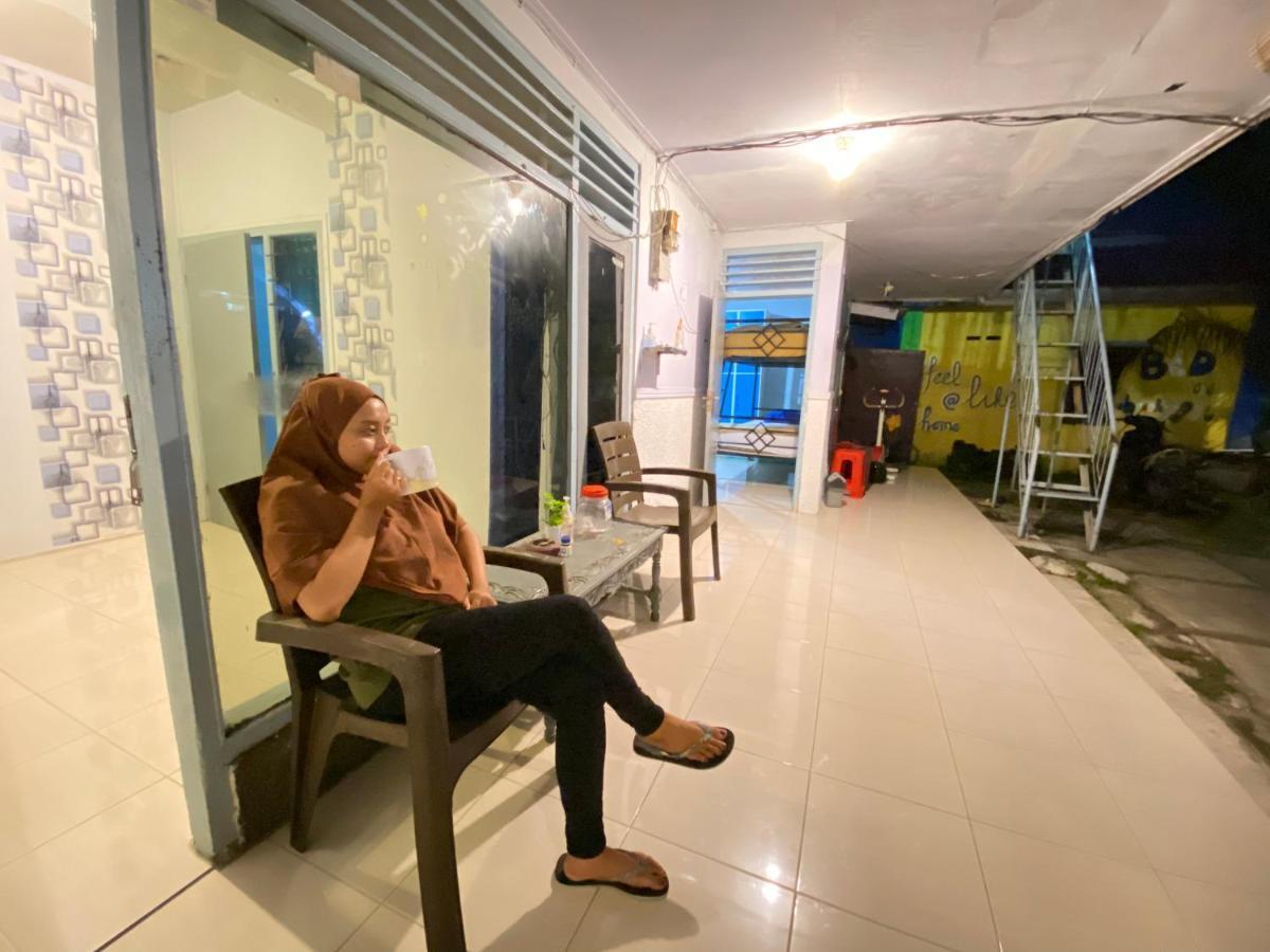 Apartmán Neo Robiu & Ijen Tour Banyuwangi  Exteriér fotografie