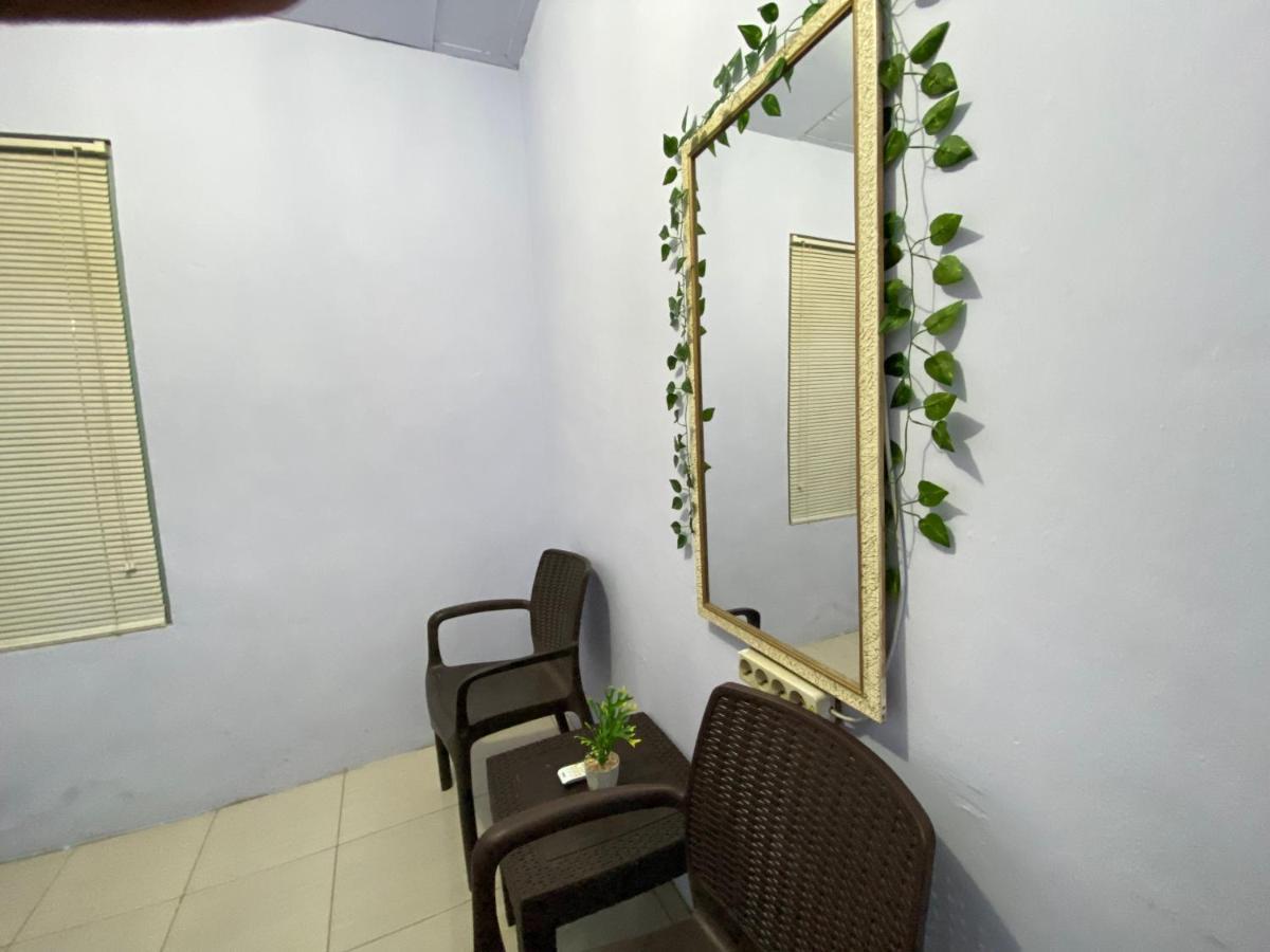 Apartmán Neo Robiu & Ijen Tour Banyuwangi  Exteriér fotografie