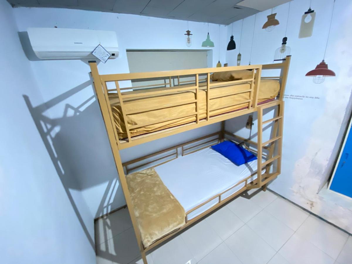 Apartmán Neo Robiu & Ijen Tour Banyuwangi  Exteriér fotografie